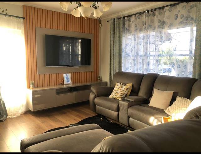 4 BEDROOM HOUSE FOR SALE IN BIRCHLEIGH NORTH